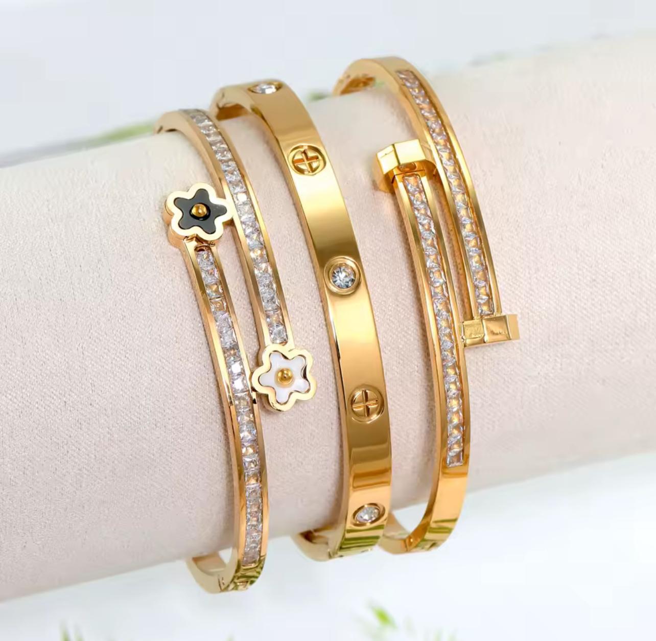 Flower Bracelet Set