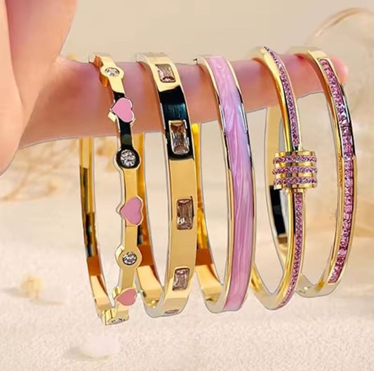 Elegant Gold Stainless Steel Bracelet Set