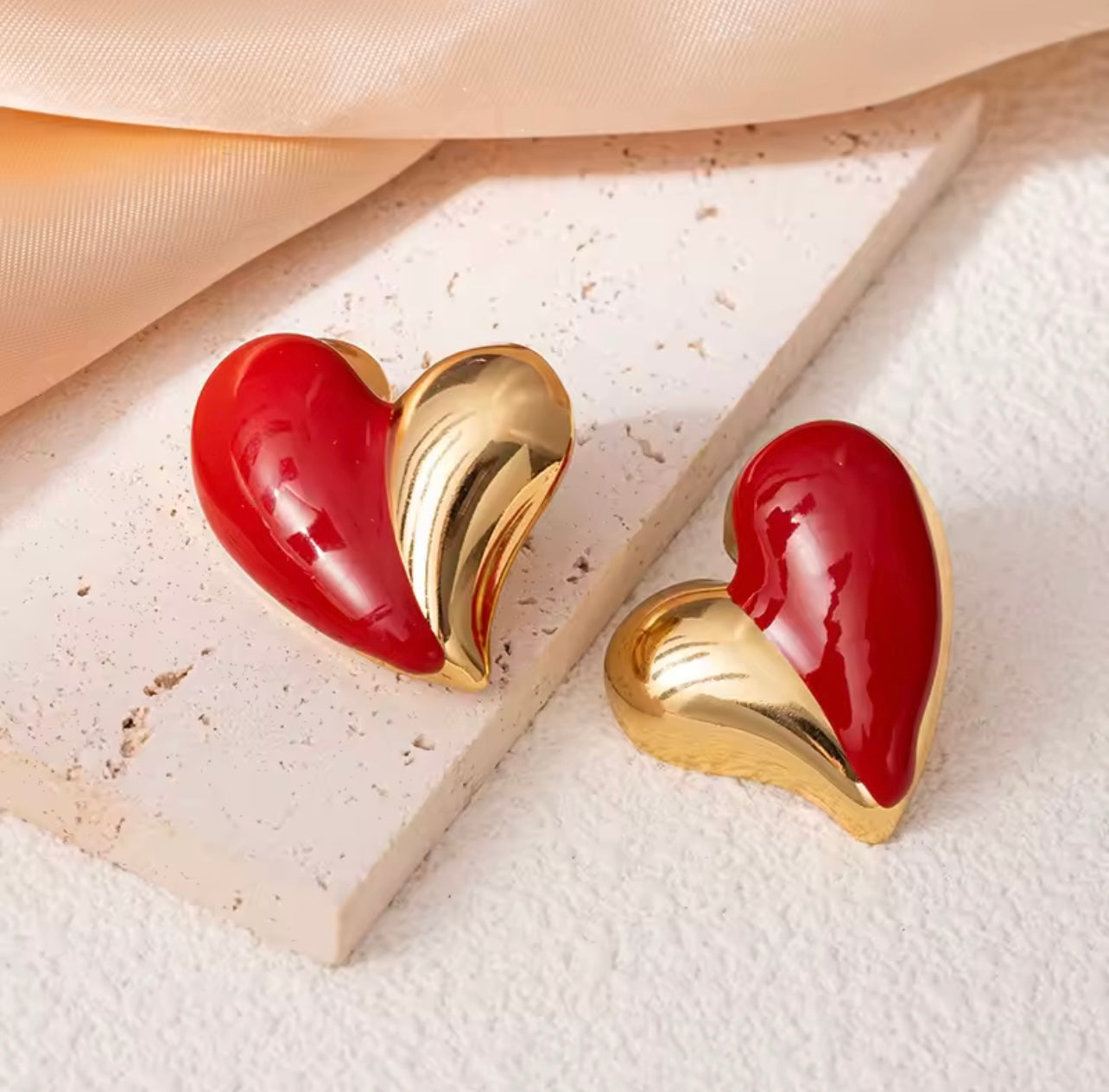 ✨ Luxe Heart Earrings ✨