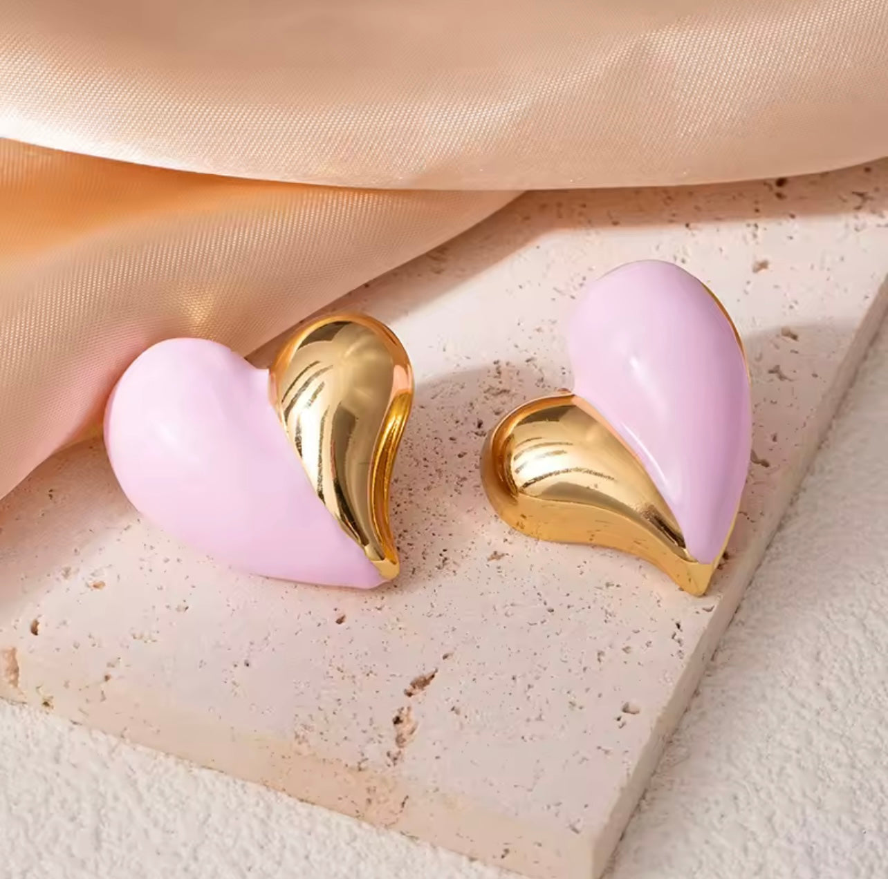 ✨ Luxe Heart Earrings ✨