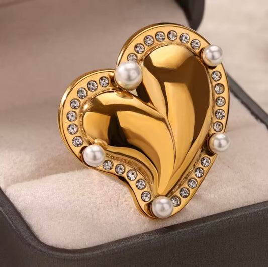 Heart of Elegance Ring