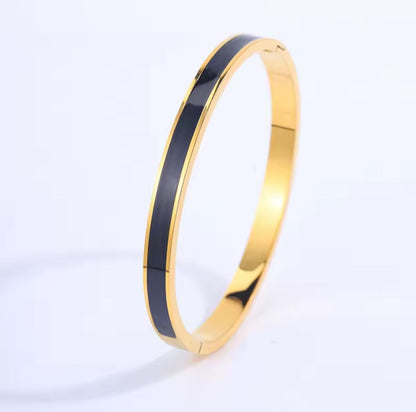 Elegant Gold Stainless Steel Bracelet Set