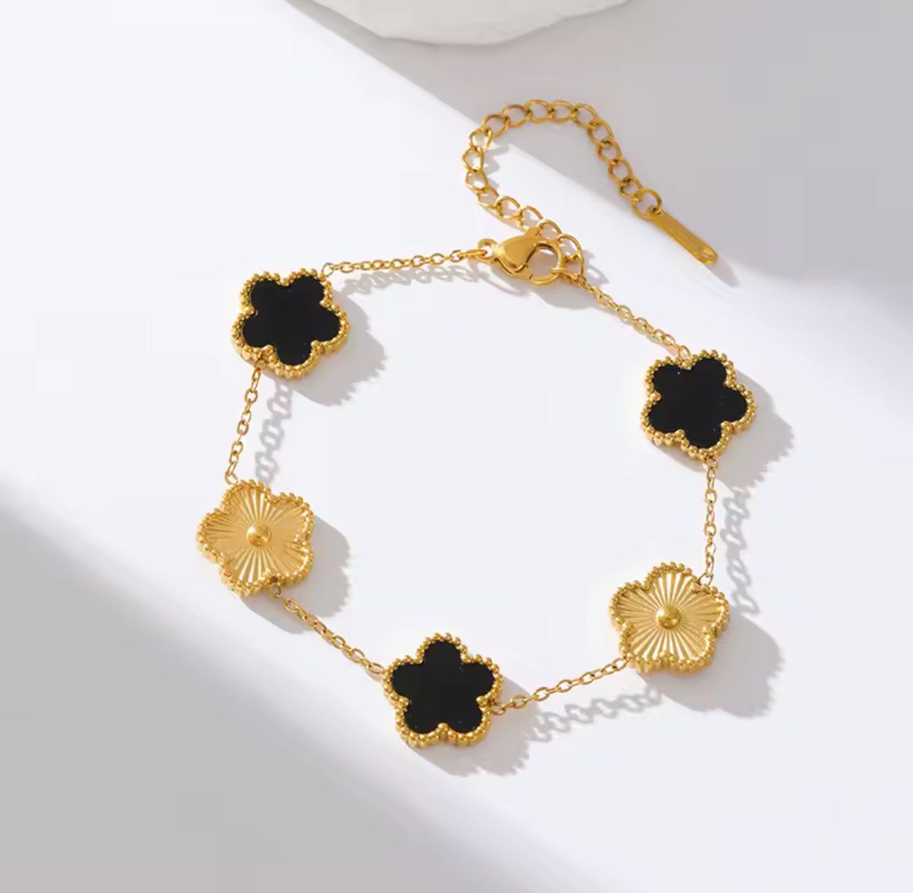 Luxury Clover Bracelet