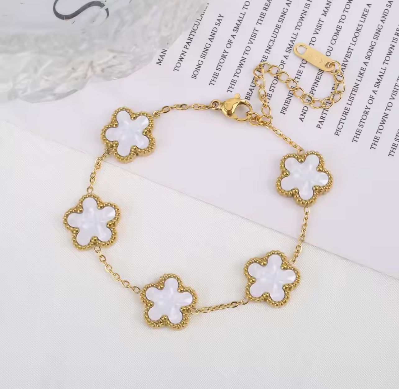 Luxury Clover Bracelet